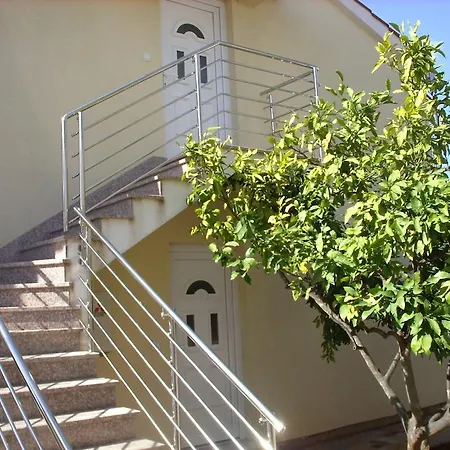 Apartamento House Mastrinka *